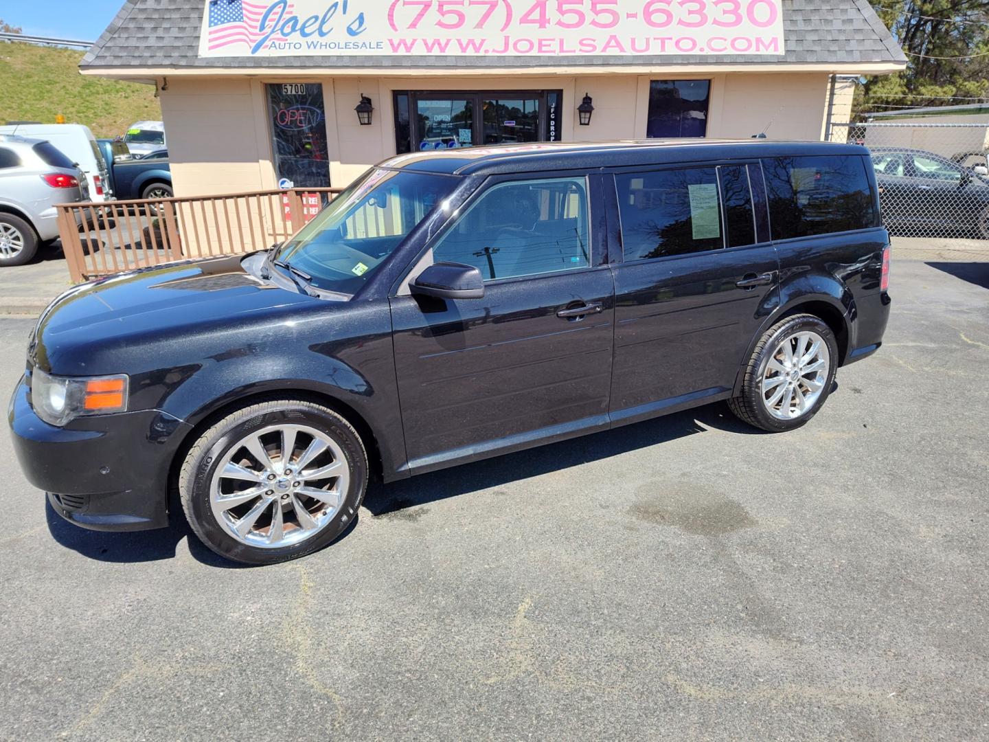 2011 Black Ford Flex (2FMHK6DT3BB) , located at 5700 Curlew Drive, Norfolk, VA, 23502, (757) 455-6330, 36.841885, -76.209412 - Photo#0